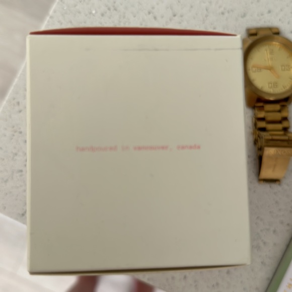 MALA HANDPOURED SUNDAY CANDLE - Picture 2 of 5